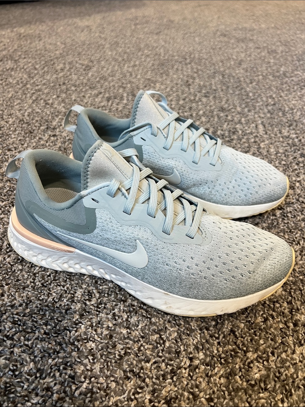Nike Women’s Light Blue and Pale Pink Odyssey React running shoes